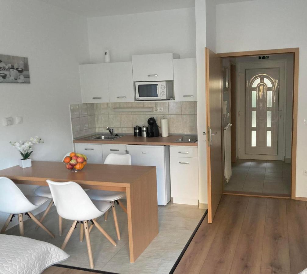 Jade Apartman ヘーヴィーズ エクステリア 写真